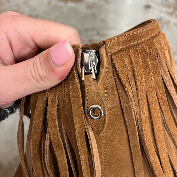 Louis Vuitton fringe booties - Picture 3 of 4